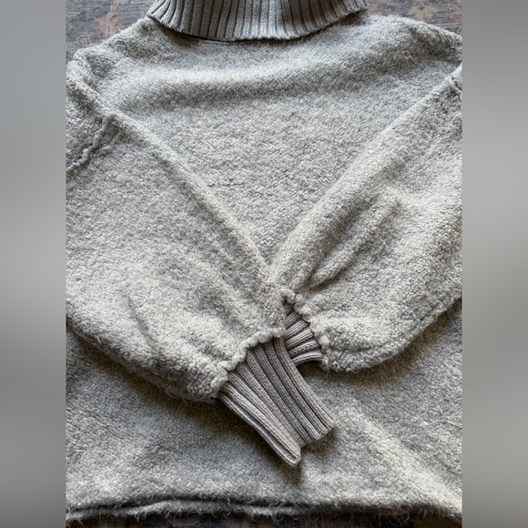 Free People Milo Pullover Sweater. Size S. Good condition - Picture 4 of 5